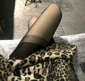 女人被男人躁得好爽免费高清视频_HD在线播放