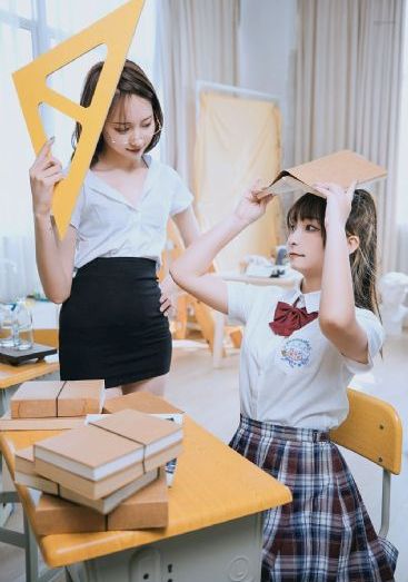 久久青草精品免费资源站_DVD超清免费观看